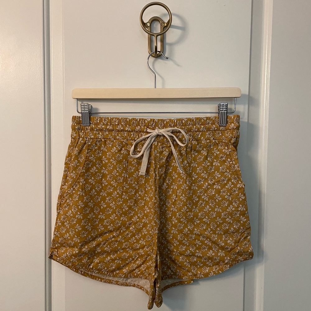 Jetty Mustard Athletic Shorts with Drawstring Waist and Geometric Pattern